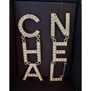 CHANEL Runway Letter Logo Crystal Statement Earrings 22B (CHXX040)